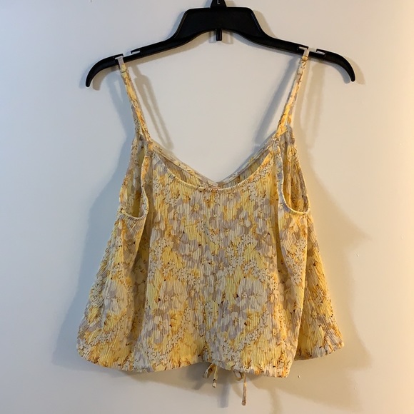 NWT Peach Puff Cropped Yellow/Tan Summer Blouse - Picture 5 of 6